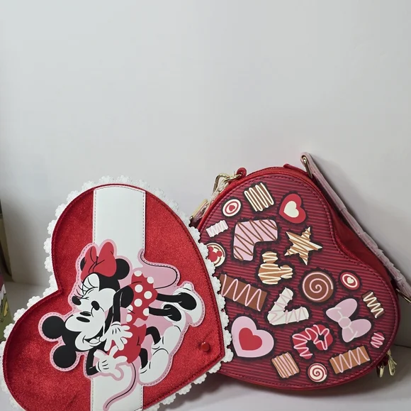 Loungefly Disney Mickey Minnie Scented Chocolate Box Valentine Crossbody Nwt - Picture 3 of 7